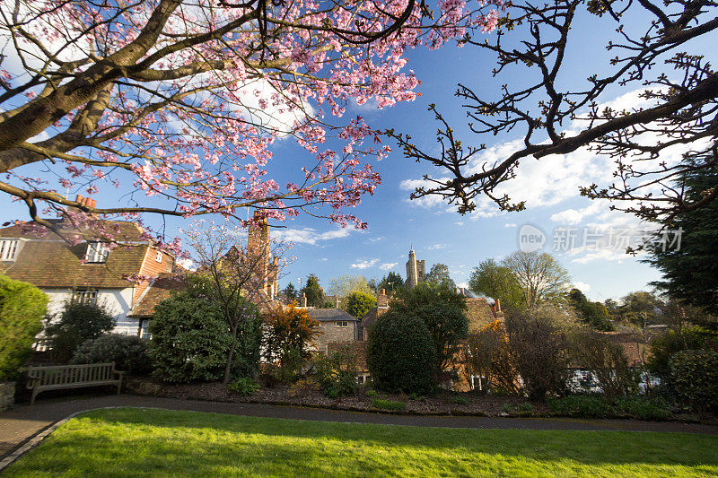 英格兰Sevenoaks的Upper High Street Gardens